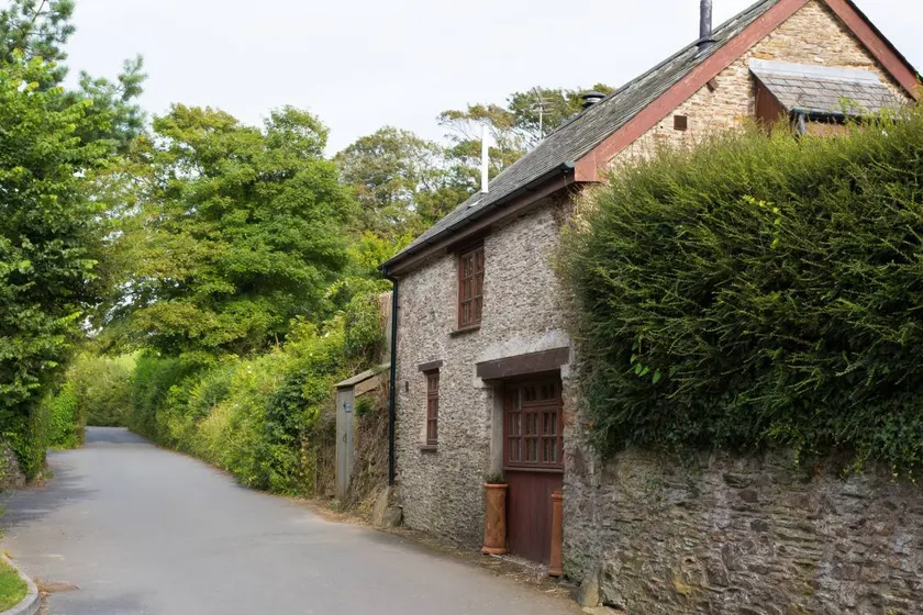 Cottage with garden & barbecue - Image 1