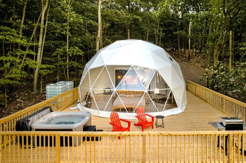 Stunning Dome with Barbecue and Hot-tub in Capon Bridge, West Virginia - Image 1