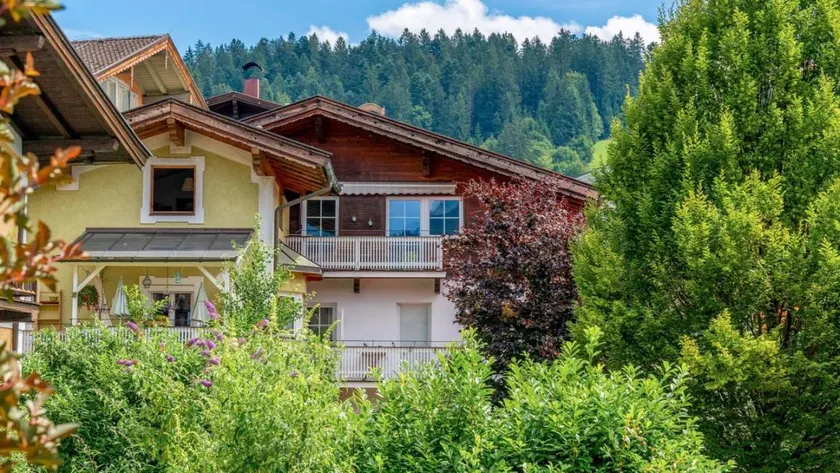 Holiday apartment with 4 bedrooms for 10 persons - Image 1