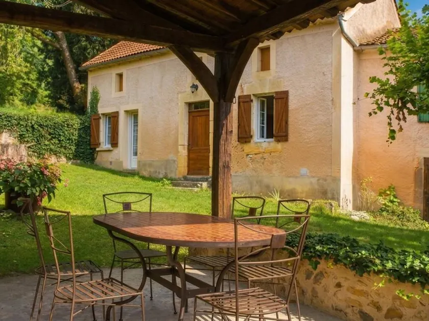 Charming house near Belvès with fireplace, terrace, pets allowed - Image 1