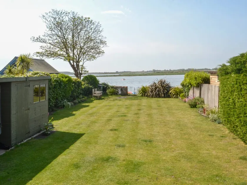 Kinderfreundliches Landhaus mit Grill und Garten | Strandblick | Hunde erlaubt - Image 1