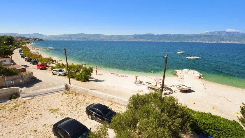 Holiday apartment with BBQ & terrace | Sea view - Image 1