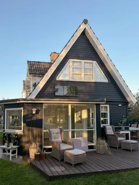 Spa hotel charm by the beach in Vejlby Fed - Image 1