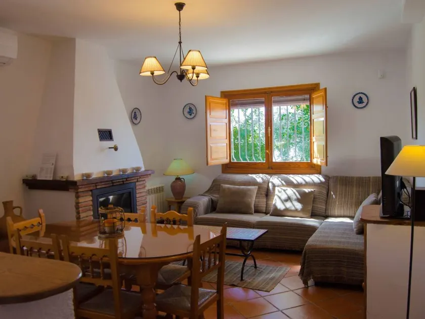 Ländliches Haus Mit Jacuzzi - Image 1
