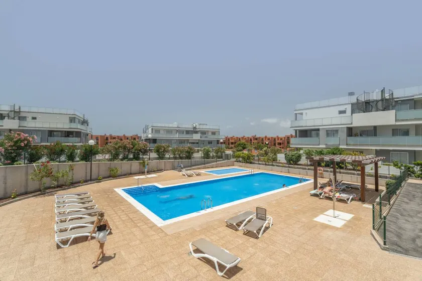 Vacation Apartment 'Terraza y Mar Stay' with Sea View, Wi-Fi, and Air Conditioning - Image 1