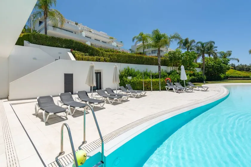 Fully equipped pleasant apartment with private pool, terrace & garden | Mountain view - Image 1