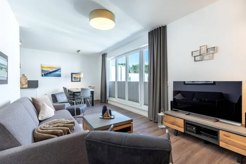 Exklusives Apartment mit Dachterrasse und 2 Bädern - Saunabereich im Haus! - Image 1