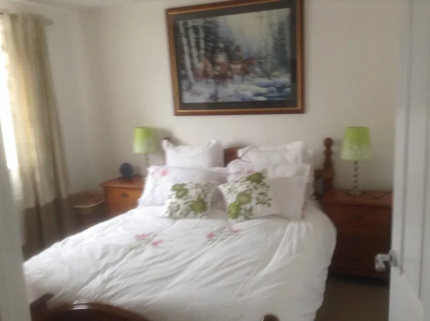 Chambre privée avec barbecue, terrasse et jardin - Image 1