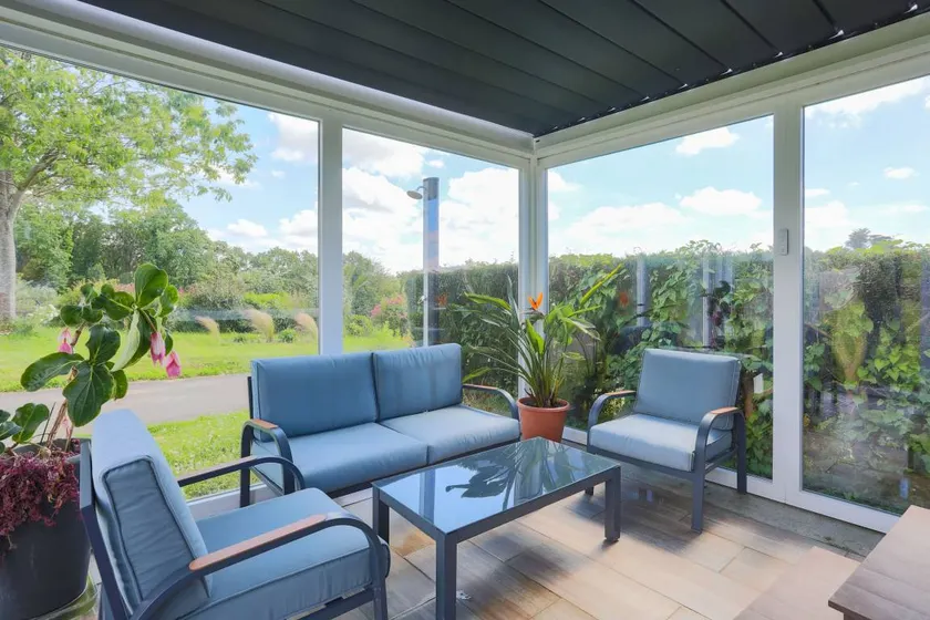 Holiday home with barbecue, terrace & garden - Image 1