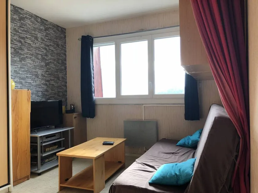 Cozy Studio for 6 Near Slopes with Free Parking & Ski Storage - Image 1