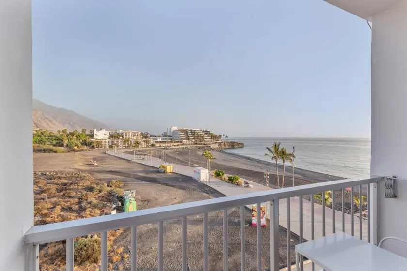 Studio 'Martin - 17' with Sea View, Balcony and Wi-Fi - Image 1