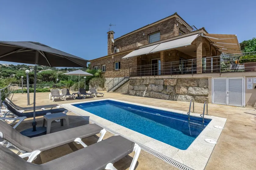 Ferienhaus 'Olive' mit privatem Pool, Wi-Fi und Klimaanlage - Image 1