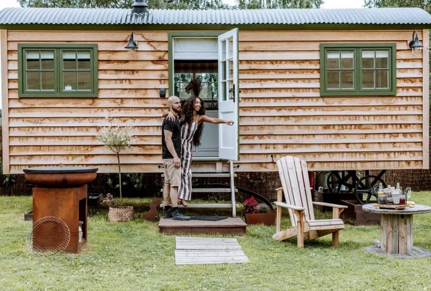 Wonderful Tiny House Near Oslo for Norwegian Glamping Adventures - Image 1