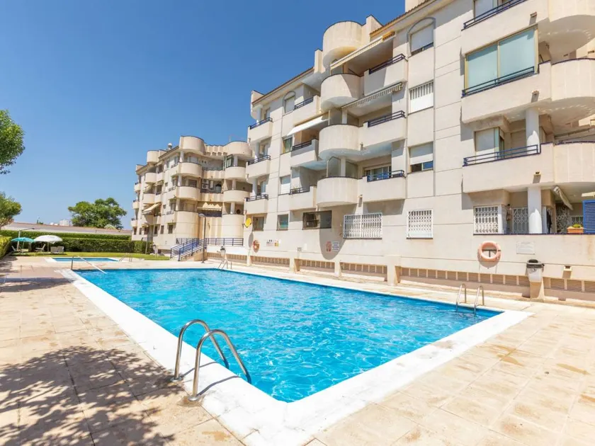 Appartamento con barbecue, giardino e terrazza | Vista sul mare | Ideale per lavorare da remoto - Image 1