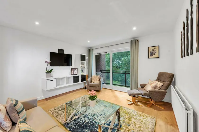 Holiday apartment with garden - Image 1