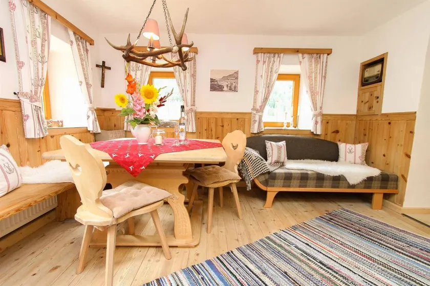 Holiday home with garden, terrace & barbecue - Image 1