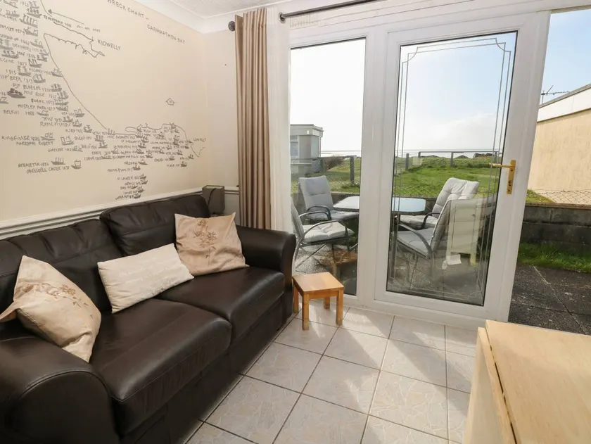 Cottage avec piscine et jardin | Vue plage - Image 1