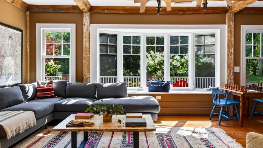 Bow & Beam by Avantstay Timber-frame Retreat + Chef's Kitchen + Game Room 3.5 Acres + Trails - Image 1