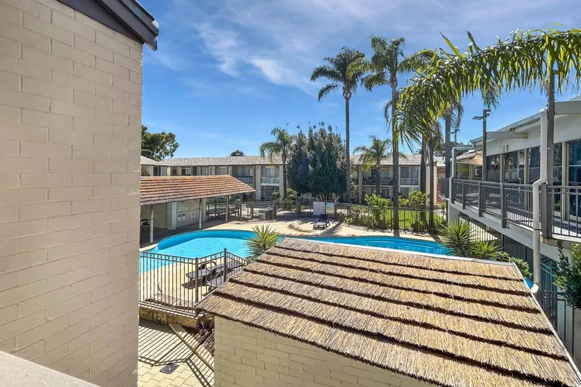Charming Studio Apartment in Mandurah - Image 1