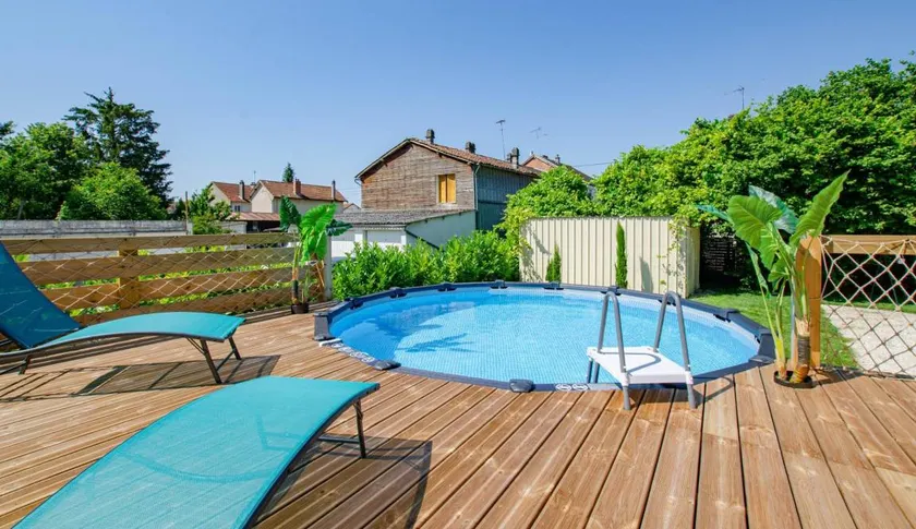 Ferienunterkunft mit Garten, privatem Pool und Terrasse | Haustiere sind willkommen - Image 1