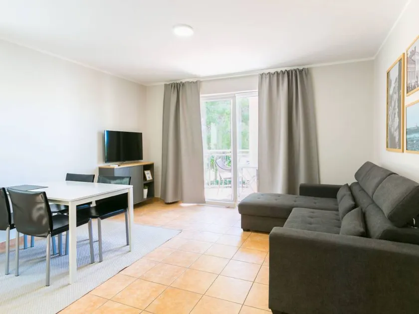 Apartment with 1 room for 4 persons - Image 1