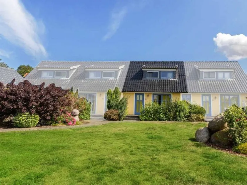 House with BBQ, terrace & garden | Nature view - Image 1