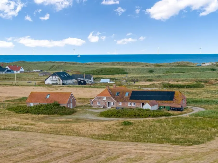 "Answald" - 250m from the sea - Image 1