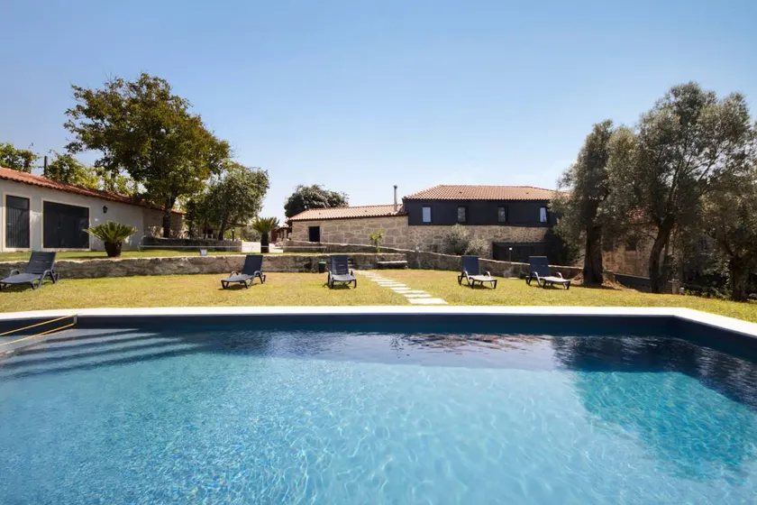 Masseria con piscina, giardino e terrazza | Vista sulla montagna | Adatta per il telelavoro - Image 1