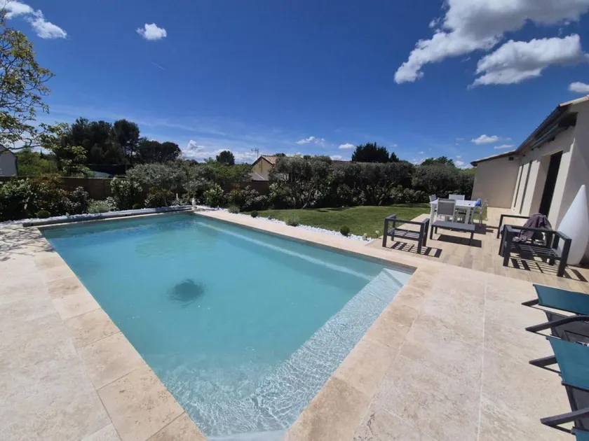 Fully equipped gite with garden, BBQ & jacuzzi - Image 1