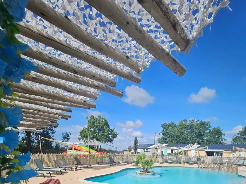 Ferienhaus mit Terrasse und beheiztem Pool | Naturblick - Image 1