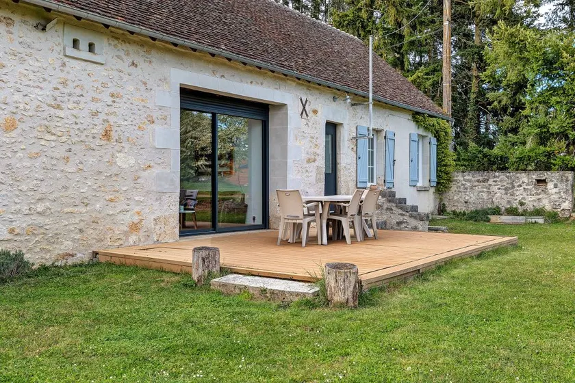 Cottage with BBQ, garden & terrace | Garden view - Image 1