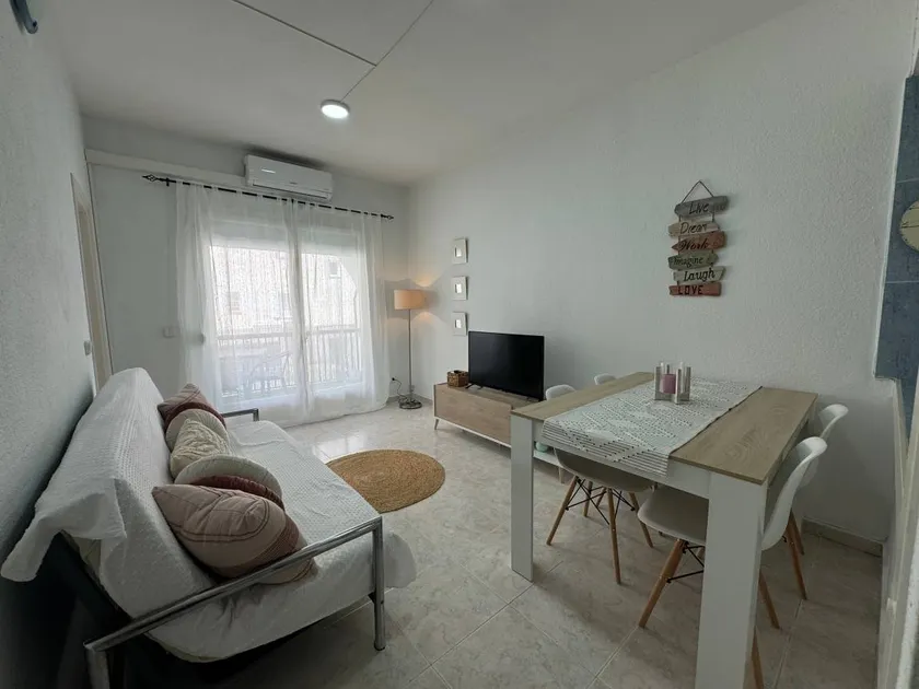 Fully equipped flat with terrace | Close to the beach | Perfect for remote work | Pets allowed - Image 1