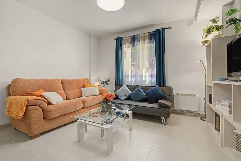 Apartment | Mountain view | Perfect for remote work - Image 1