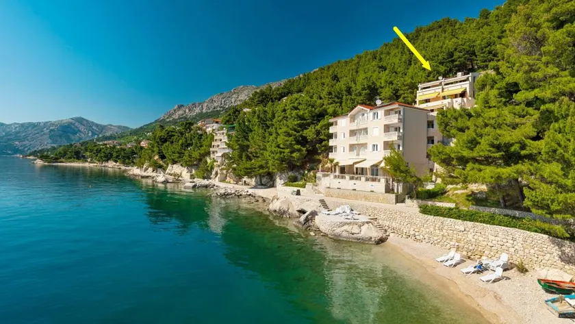 Flat with terrace & garden | Next to the beach - Image 1
