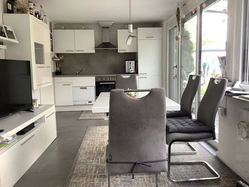 Family-oriented nice flat with sauna, pool & terrace - Image 1