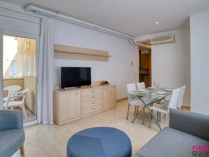 Cozy apartment in S'agaró with parking near the beach - Image 1
