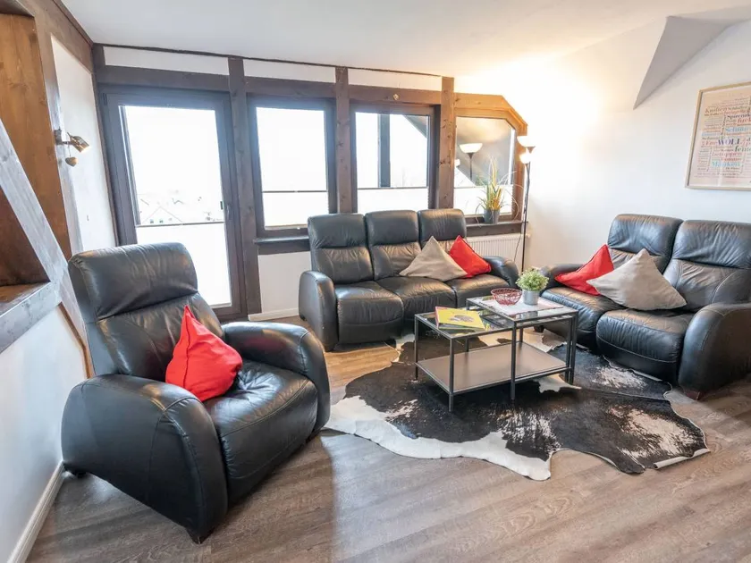 Family-oriented beautiful holiday apartment with BBQ, terrace & garden | Mountain view - Image 1