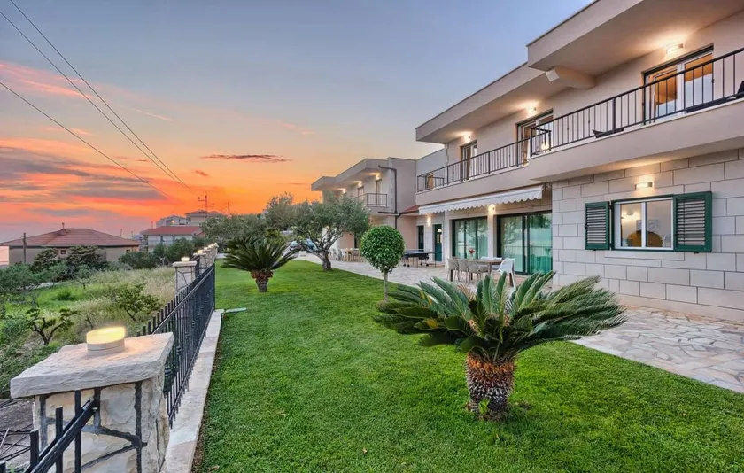 Villa Del Mare - with nine bedrooms, pool, jacuzzi, sauna, playground by MyWaycation - Image 1