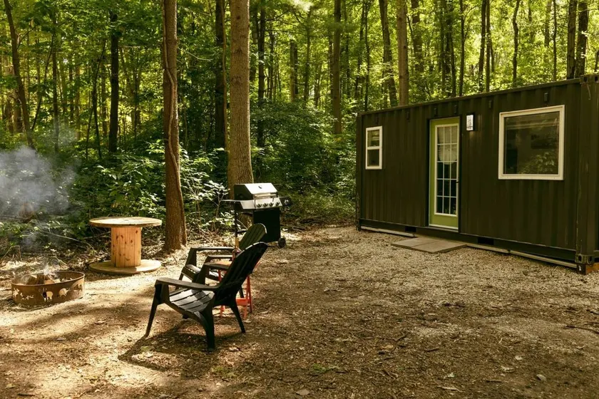 Cozy Semi Off-Grid Tiny Home Forest Retreat with Private Sauna & Cold Plunge Near Simcoe, Ontario - Image 1