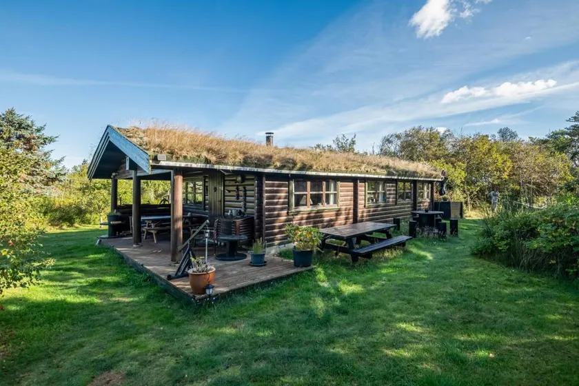 Children-friendly wonderful house with sauna | Garden view | Dogs allowed - Image 1