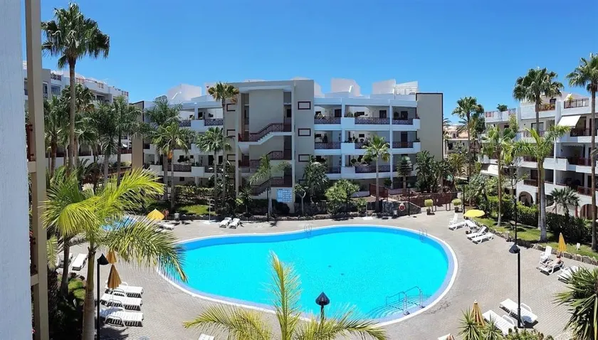 Vacation Apartment 'Casa Soleil Palm-Mar' with Sea View, Wi-Fi and Air Conditioning - Image 1