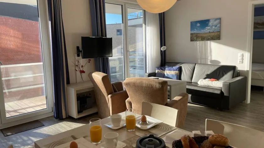 Apartment | Lake view - Image 1