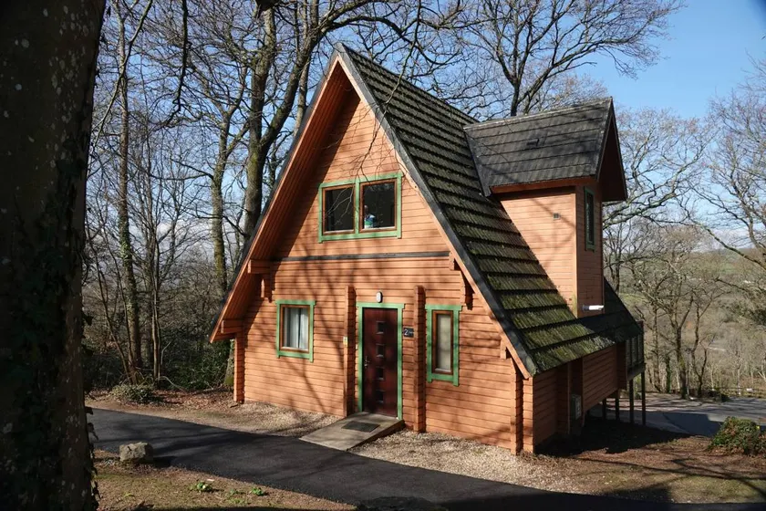 Cottage with sauna, pool & garden - Image 1