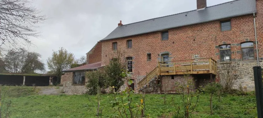 Fully equipped gite with garden, BBQ & terrace | Dogs allowed - Image 1