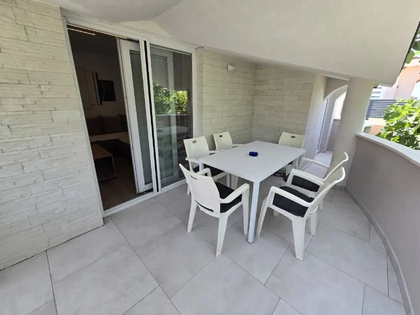 Holiday apartment with barbecue & terrace - Image 1