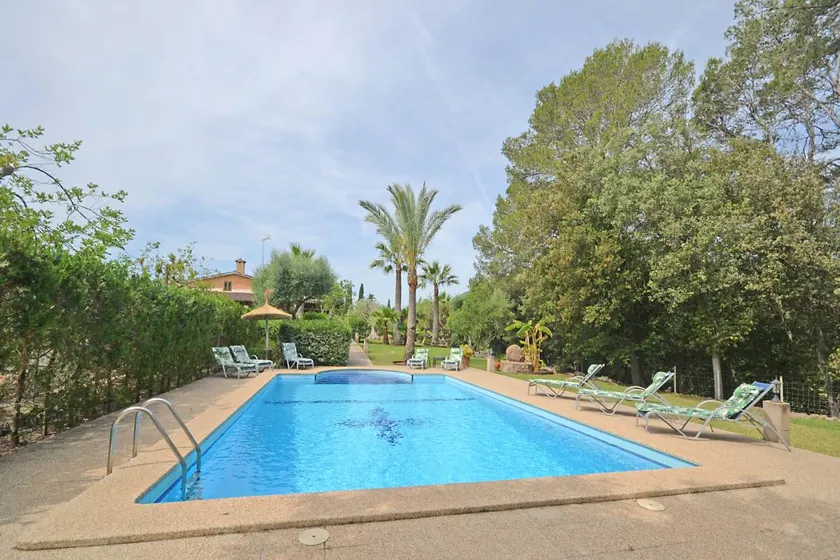 Voll ausgestattetes gemütliches Landhaus mit Terrasse, Grill und privatem Pool - Image 1