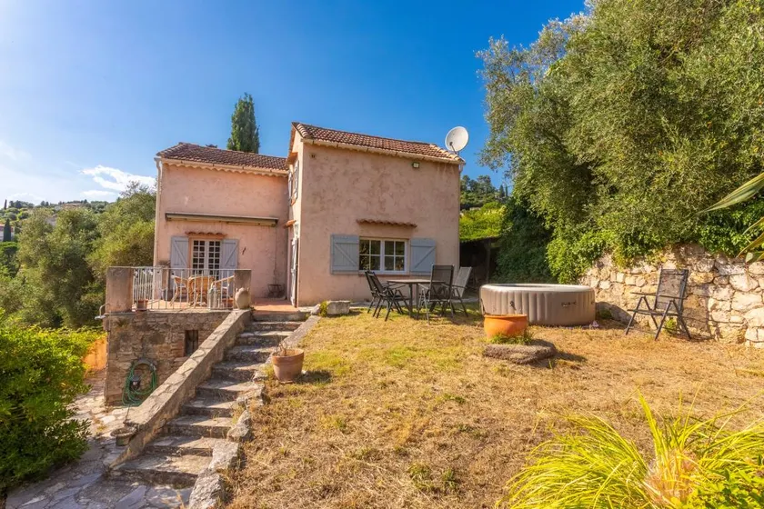 Villa con barbacoa, terraza y jacuzzi | Vistas al jardín - Image 1