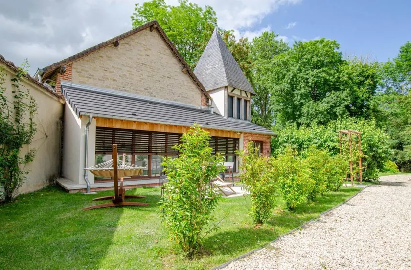 Wonderful gite with terrace, garden & barbecue - Image 1