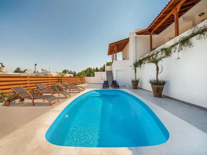 "Despina's Terrace" with 4 bedrooms and 4 bathrooms - Image 1