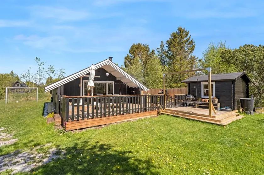 Pleasant house with terrace | Pets allowed - Image 1